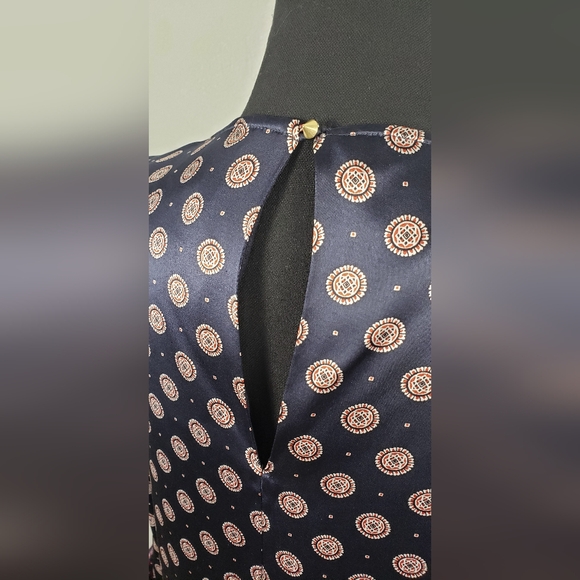 Banana Republic dress, navy & red, 100% Silk - Picture 5 of 8